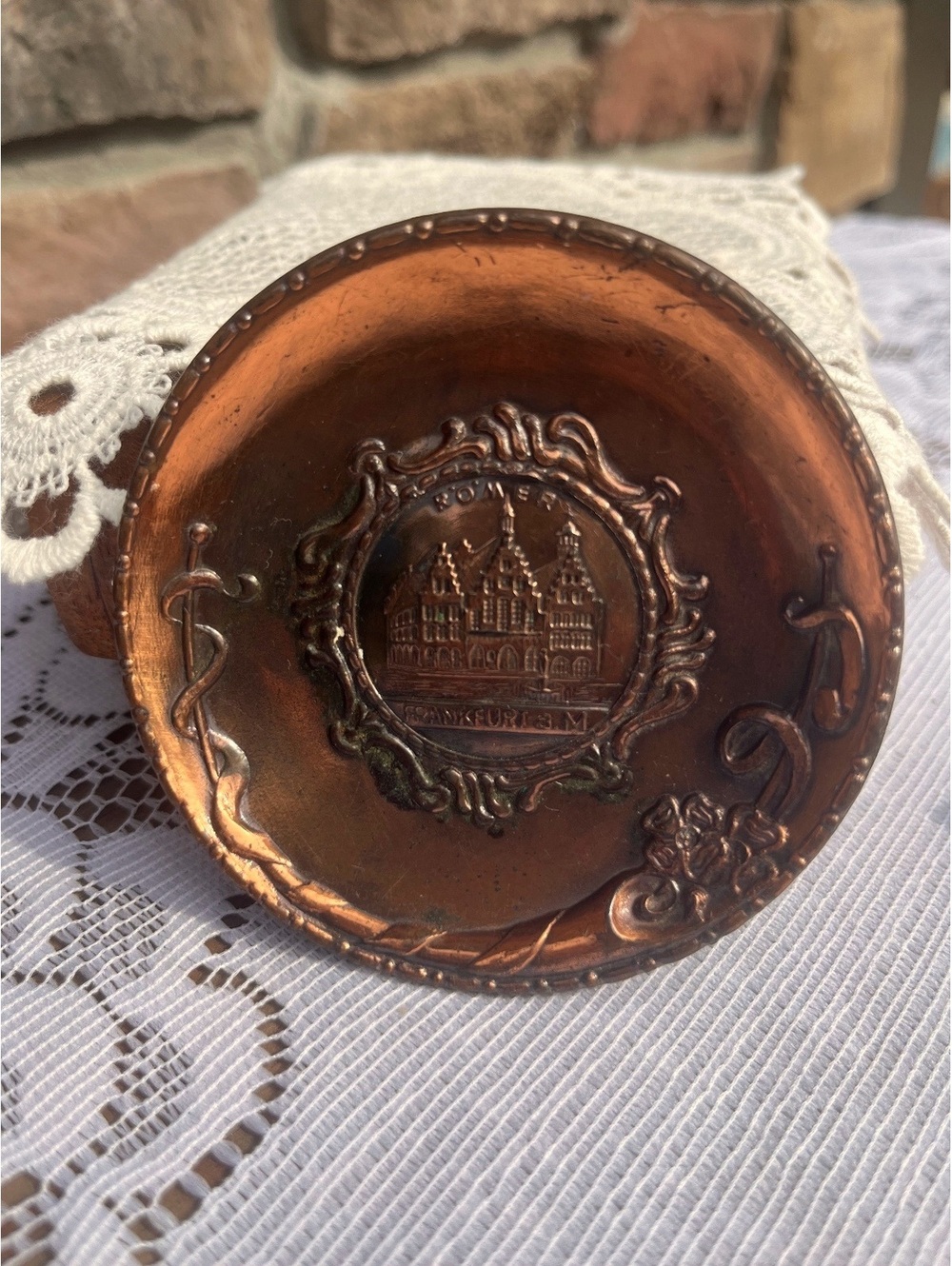 Vintage German Copper Souvenir Wall Plate Römer Frankfurt A.M. Ges. Gesch. 699
